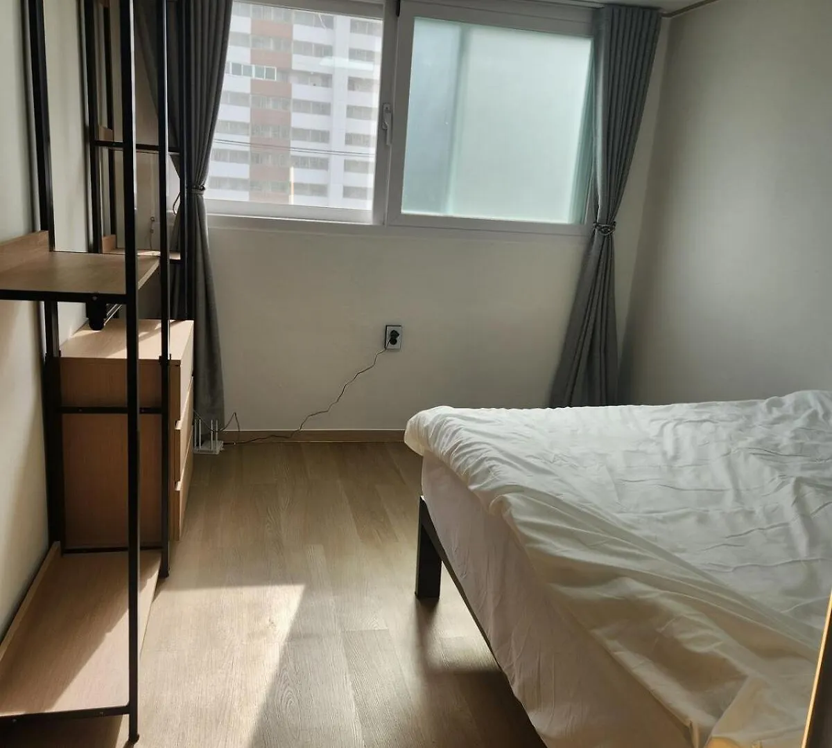 Sun Stay, Sillim Station Szöul Apartman